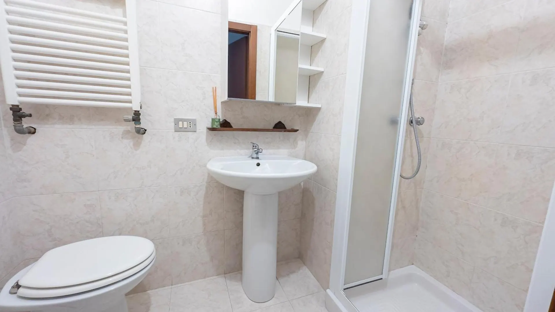 I Host Apartment - Orti 16 Scala D Μιλάνο